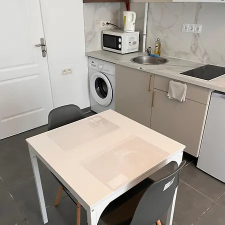 Nr2 Centre Apartman *